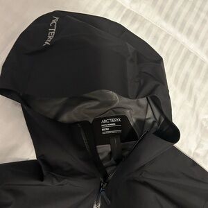 Arcteryx beta light